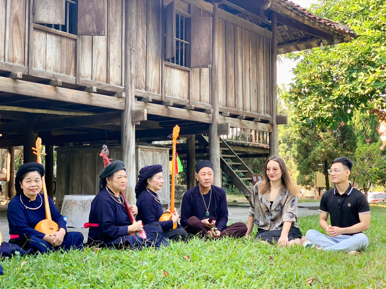 Traditional Then music cultural experience